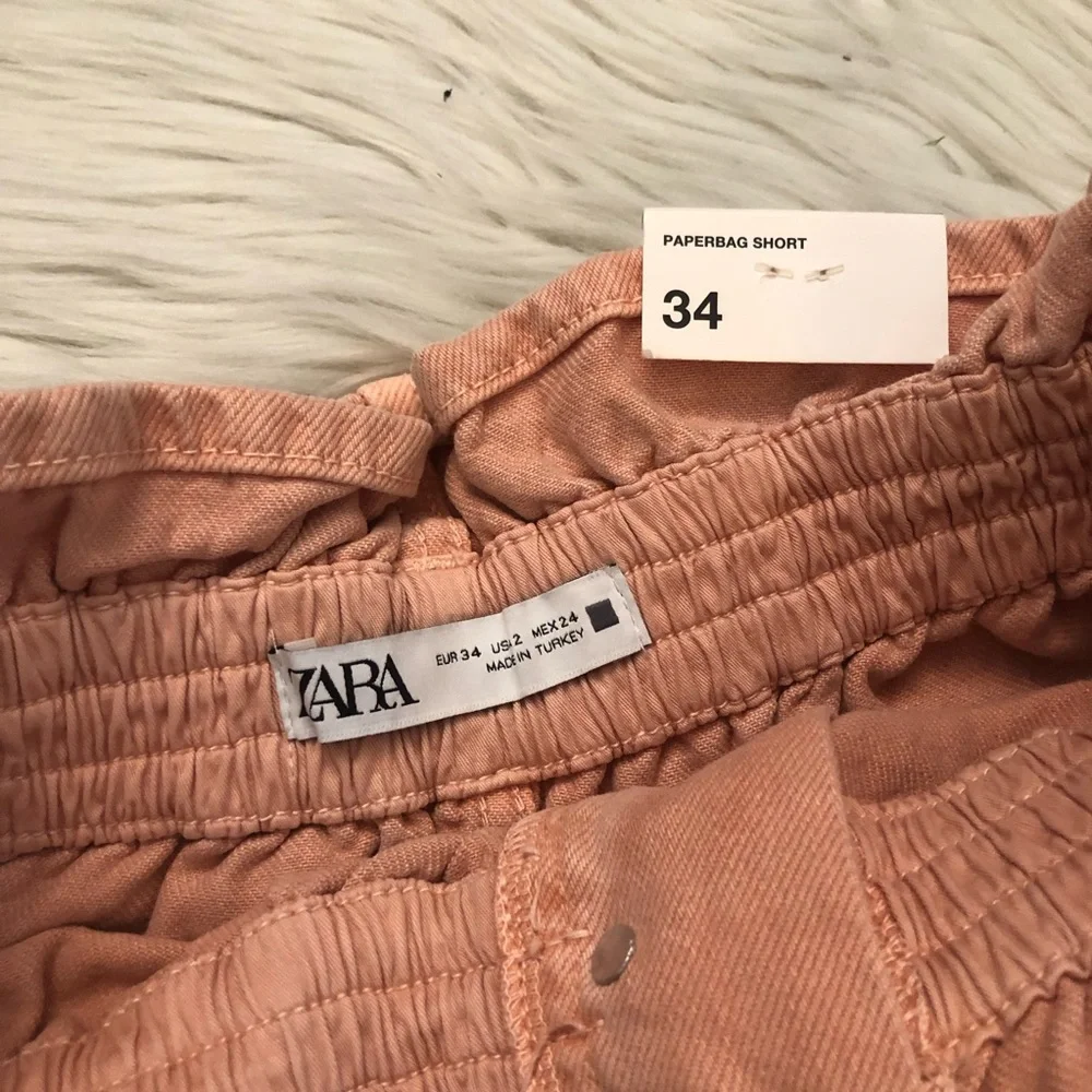 Zara High Waist Paperbag Pink Denim Womens Shorts with Belt size 2 (34)